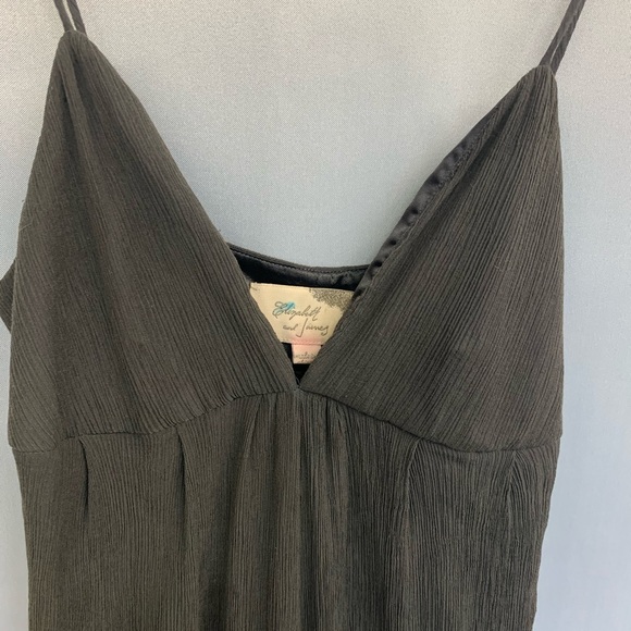 Elizabeth and James silk/cotton jumpsuit. Size 4 - Picture 3 of 8